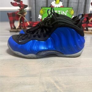 Men’s blue Nike foamposites